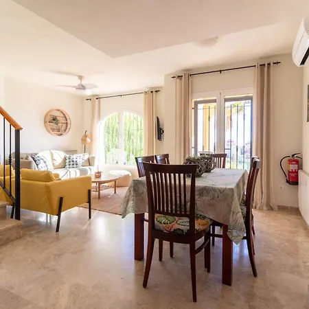 度假居 Casa La Rosaleda *